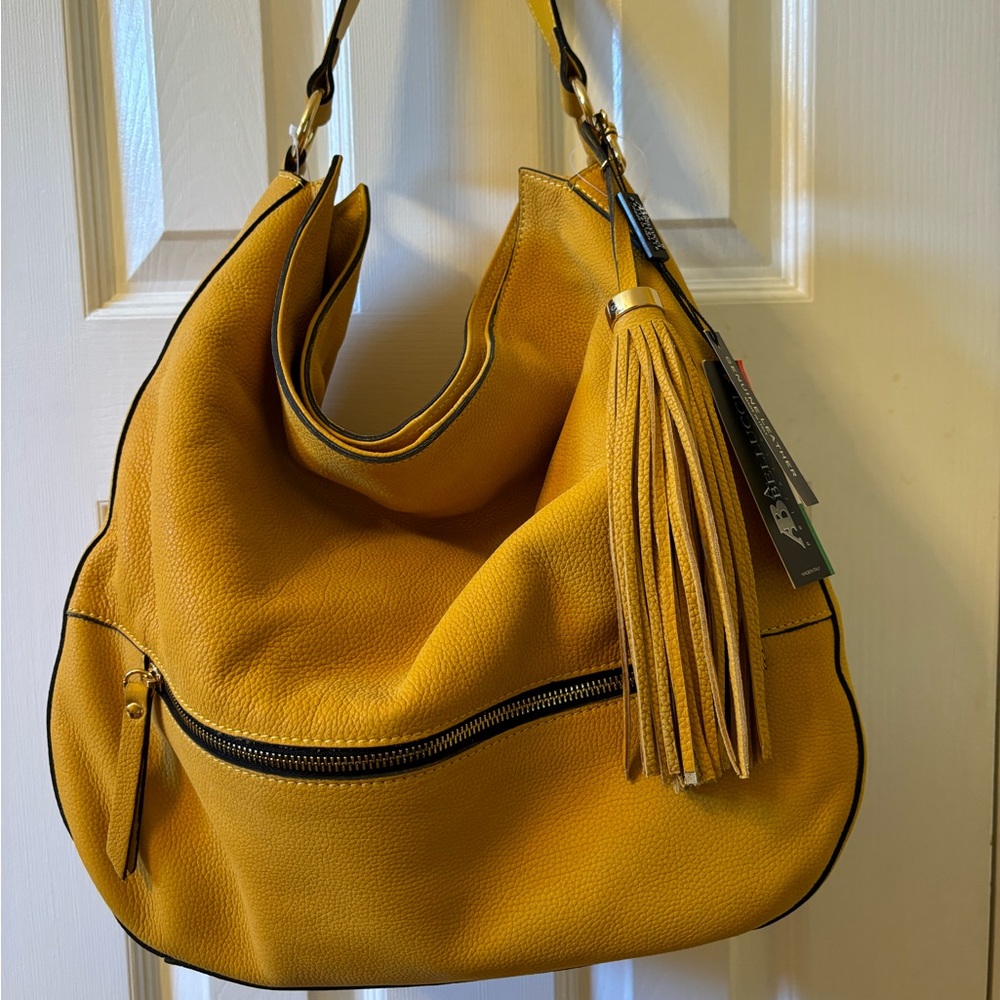 NWT A Bellucci Genuine Leather Bag